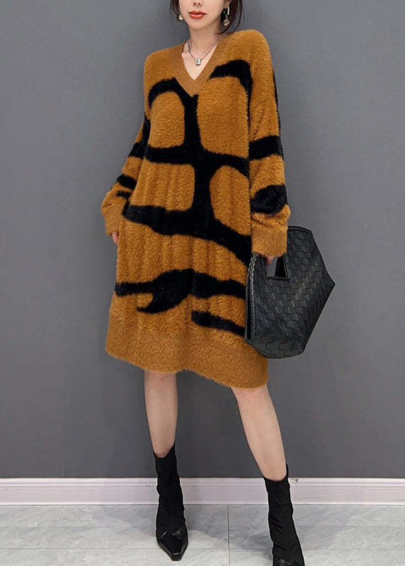 V-Neck Long Sleeve Abstract Pattern Fuzzy Knit Sweater Dress