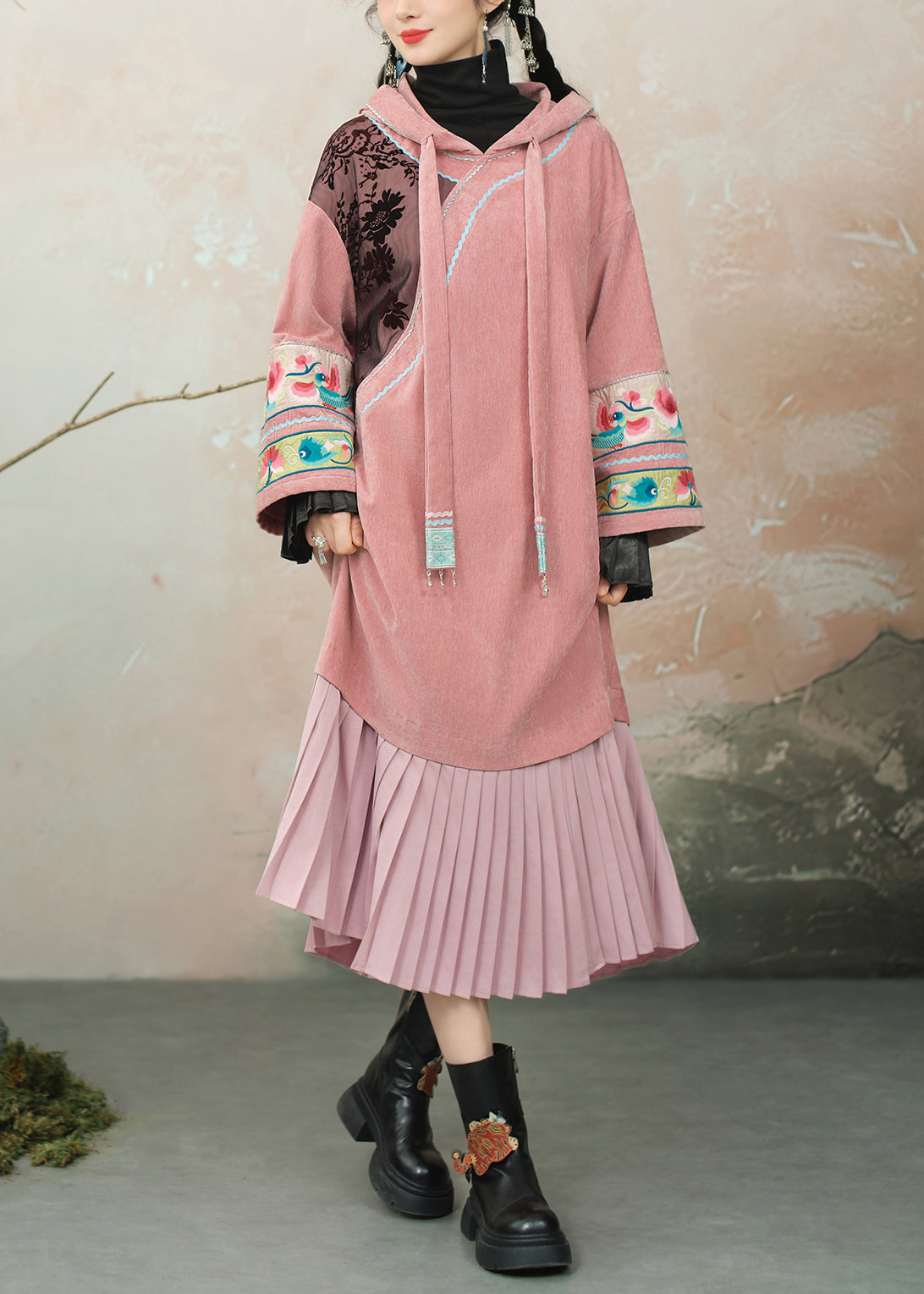 Original Design Pink Hooded Embroidered Patchwork Chenille Dresses Spring