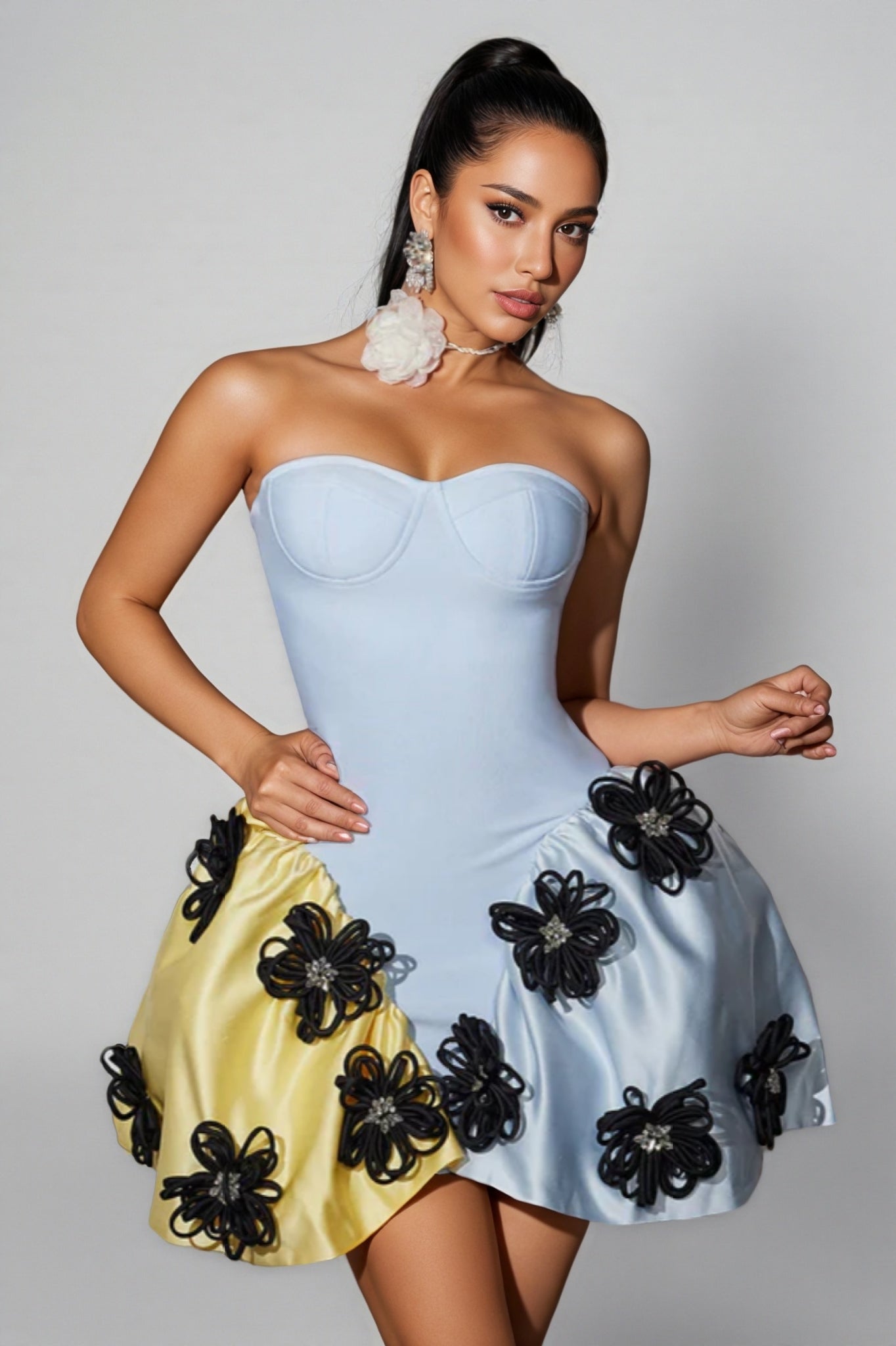 Strapless Flower Bandage Mini Dress - View 4