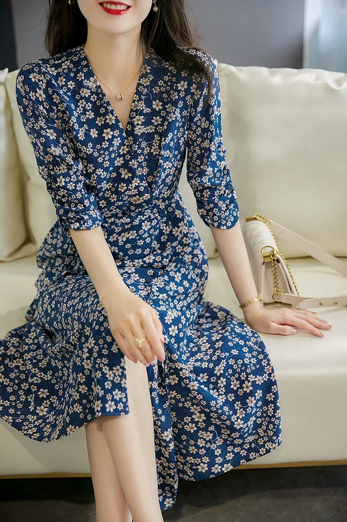 Floral Print V-Neck 3/4 Sleeve A-Line Midi Dress