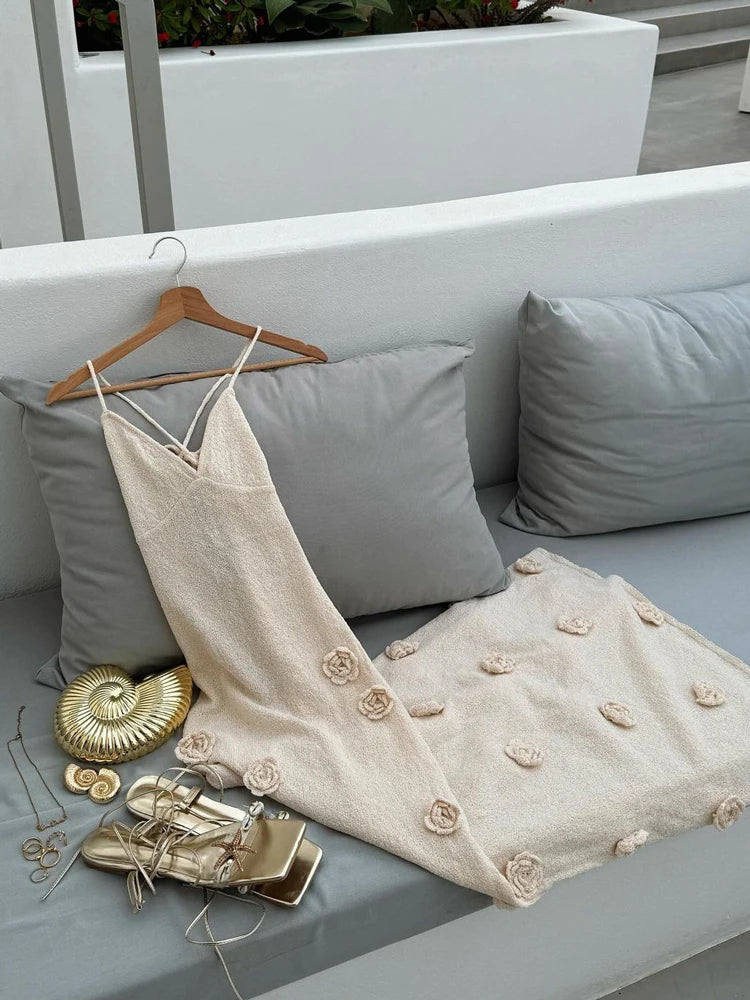 Knit V-Neck Spaghetti Strap Floral Applique Mermaid Maxi Dress