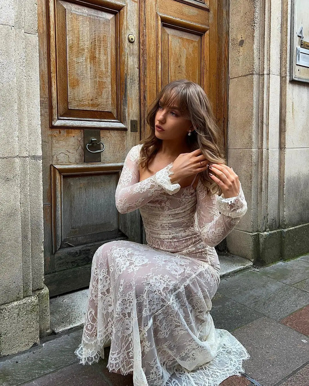 Floral Lace Scoop Neck Spaghetti Strap Ruched Long Sleeve Bodycon Maxi Dress