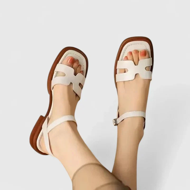 Deliana | Sophisticated Flat Sandals