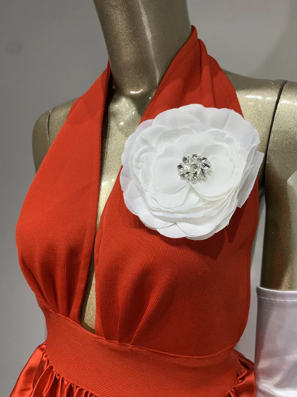 Halter Neck Deep V-Neck Flower Applique Ruffled Peplum Mermaid Gown