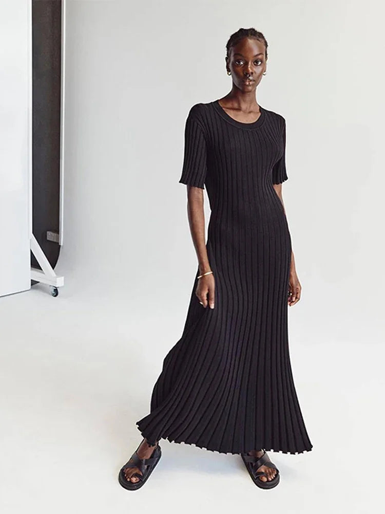 Vixa Short Sleeve Knit Dress
