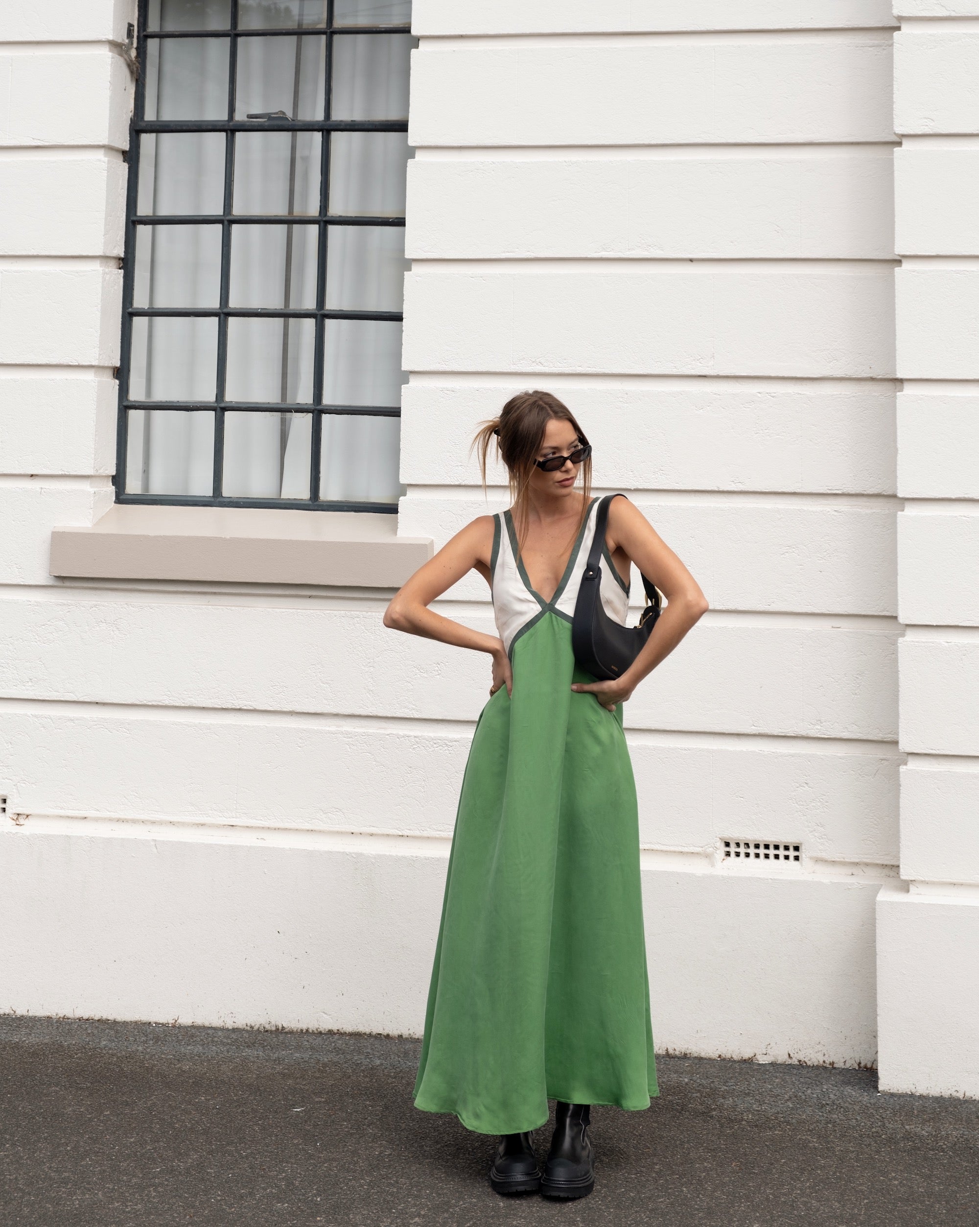 Color Block V-Neck Empire Waist Contrast Trim Maxi Dress