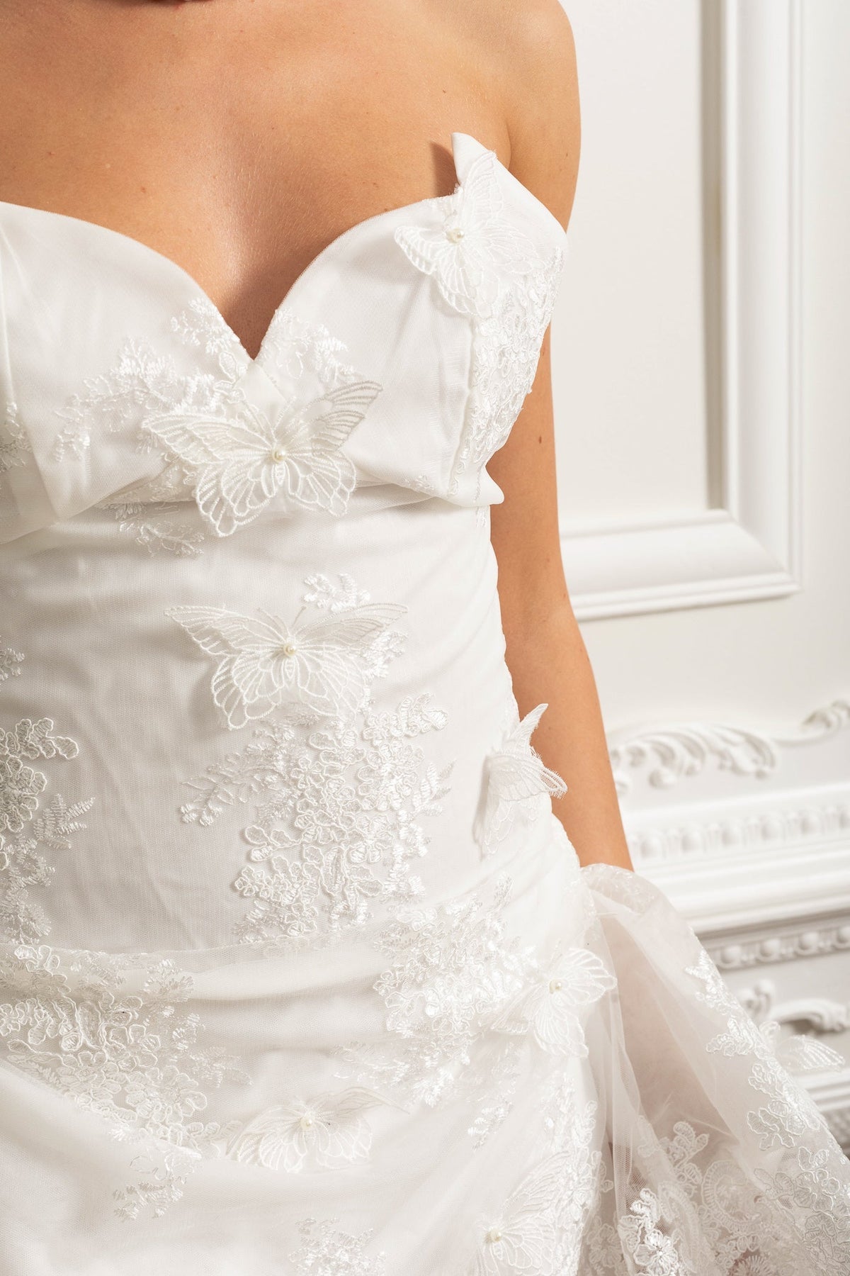 Strapless Sweetheart Embroidered Tulle Scalloped Hem Peplum Mini Dress 4