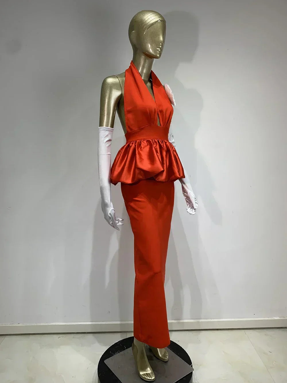Halter Neck Deep V-Neck Flower Applique Ruffled Peplum Mermaid Gown