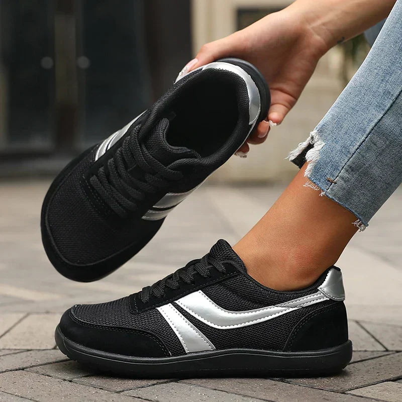 Lace Up Mesh Side Stripe Low Top Sneakers
