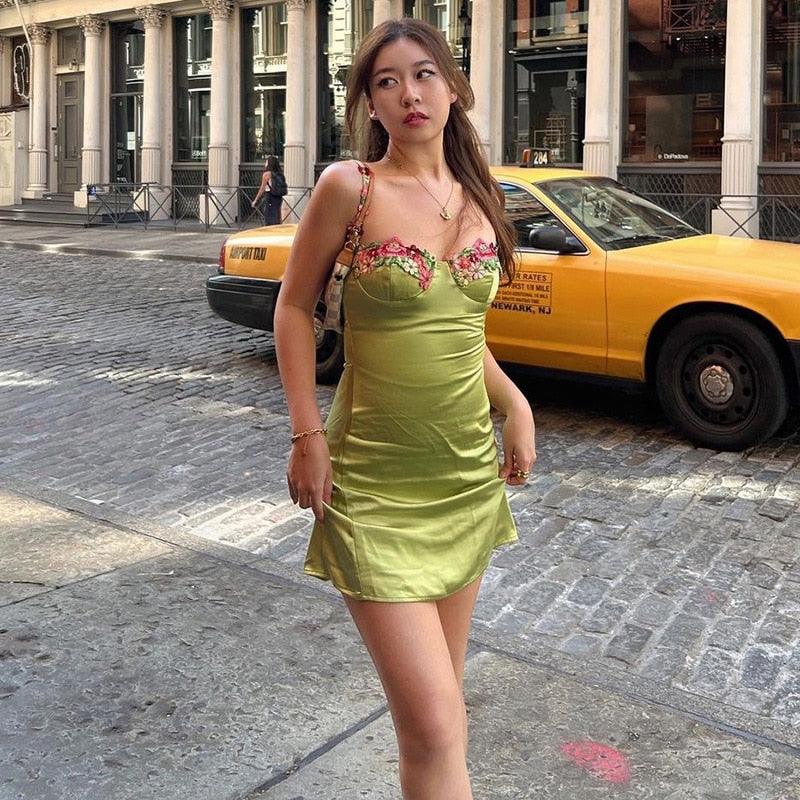 Satin Floral Appliqué Sweetheart Bodycon Mini Dress