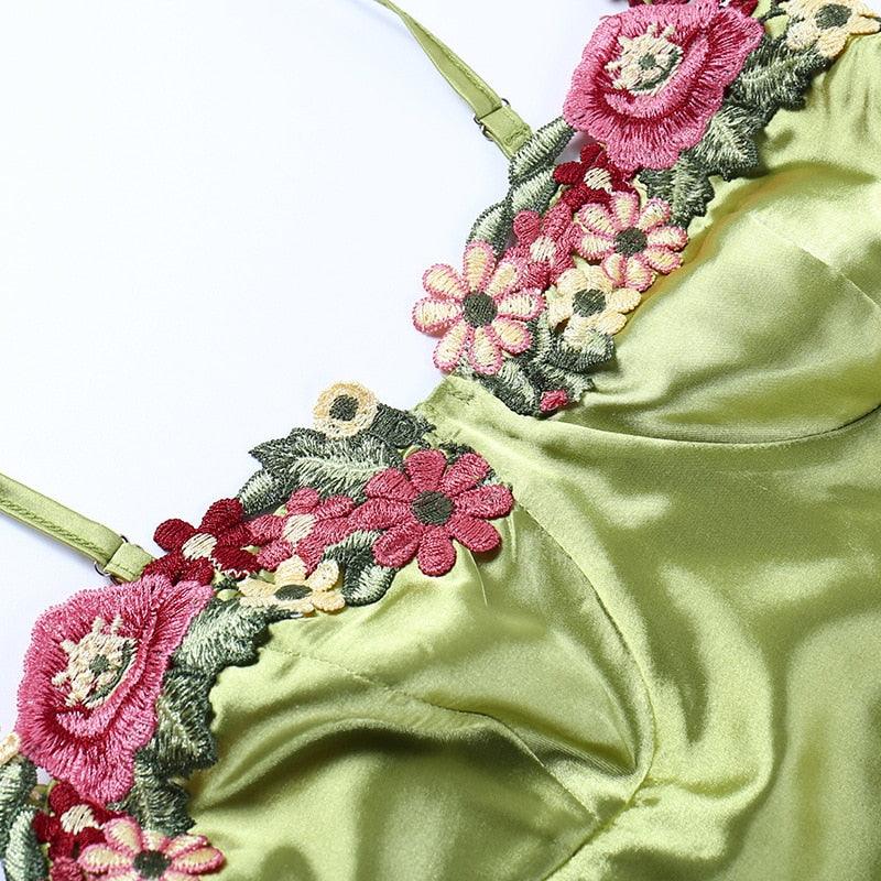 Satin Floral Appliqué Sweetheart Bodycon Mini Dress