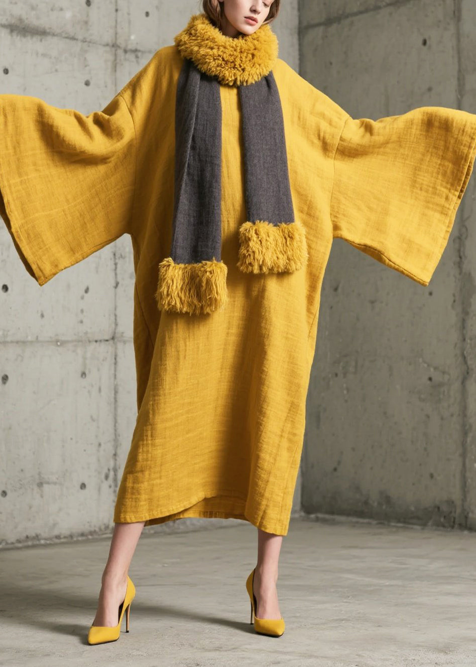 Oversized Gauze Batwing Sleeve Midi Dress and Faux Fur Trim Scarf Two Piece Set