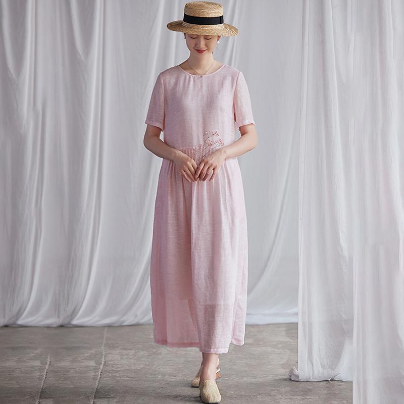Short Sleeve Round Neck Gathered Waist Floral Embroidery Maxi Dress