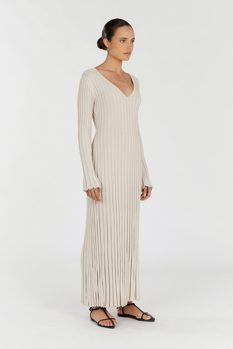 Minimalist Verónica Midi Dress with V Neck and Knitted Sleeves Elevated Occasion Wear
