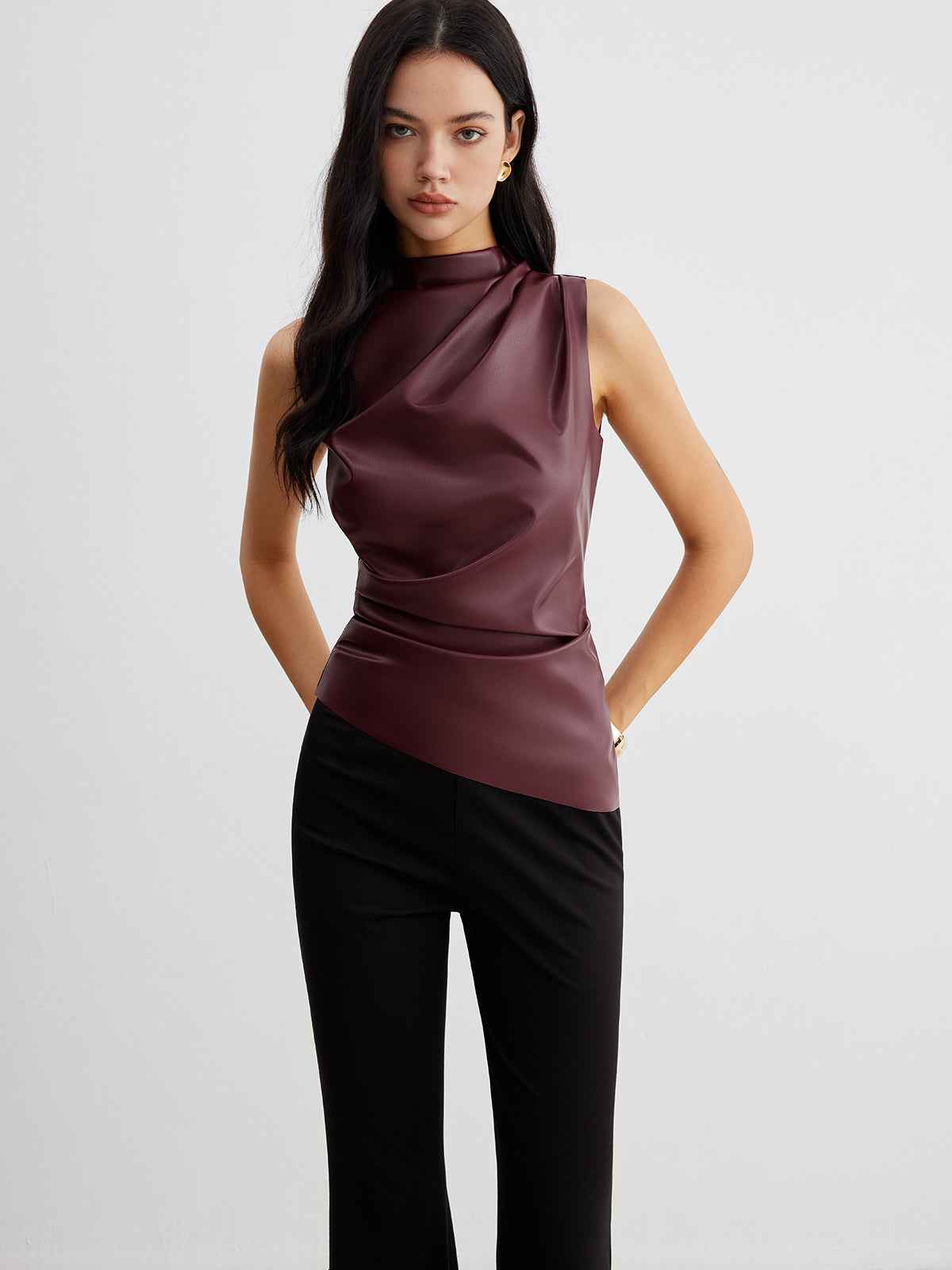 Chic Structured Faux Leather Tank Top with Elegant Design & Comfortabl