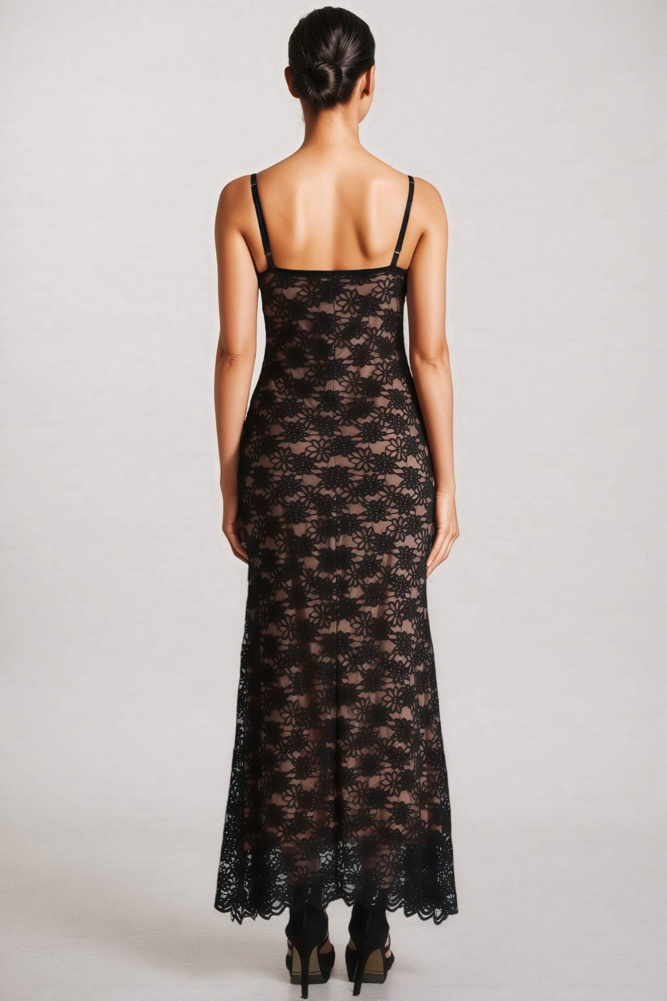 Vanni Black Lace Sleeveless Maxi Dress - View 2