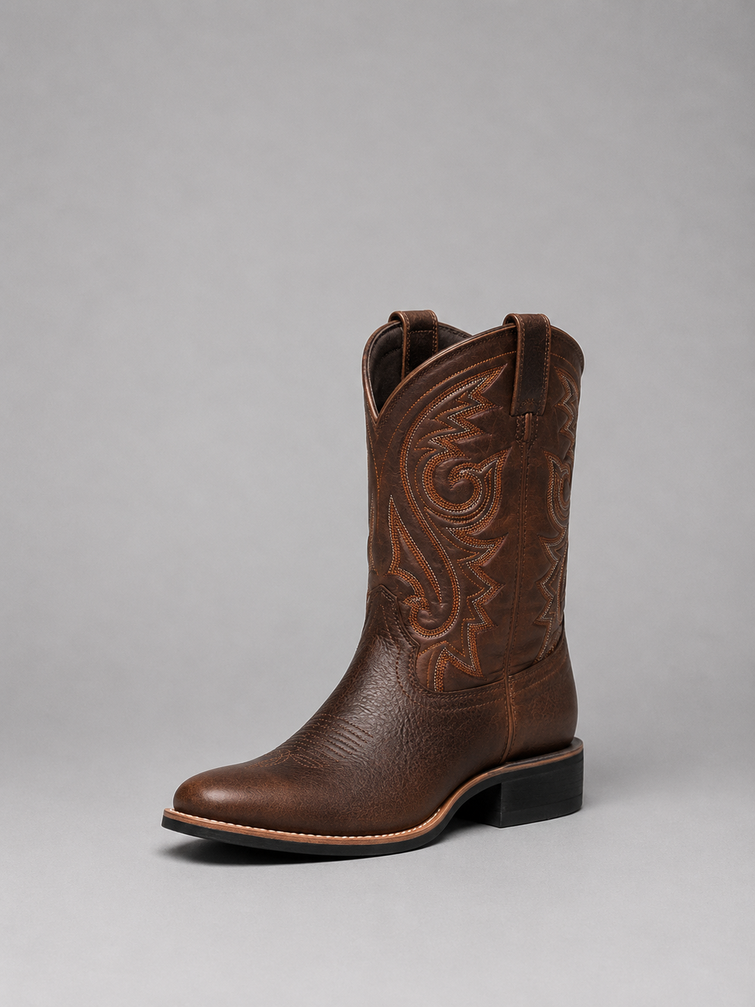 Round Toe Embroidered Block Heel Cowboy Boots
