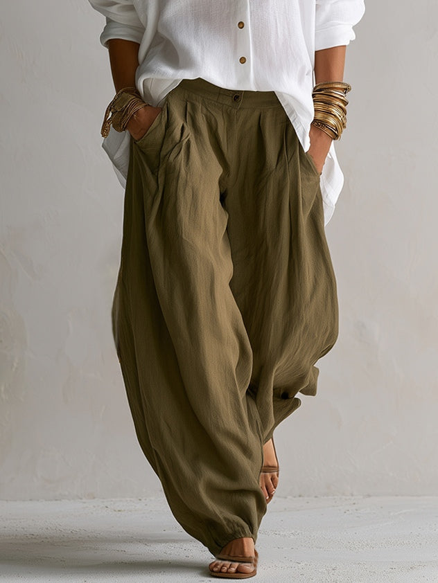 Loose-Fitting White Shirt and Green Wide-Leg Lantern Pants