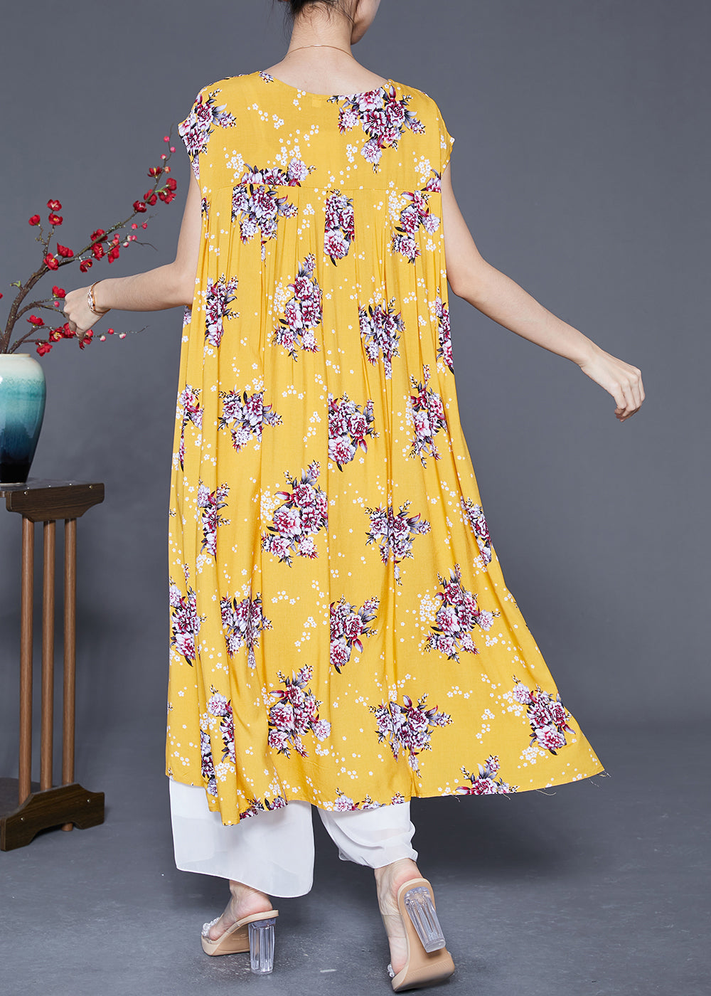 Sleeveless Round Neck Pleated Gathered A-Line Midi Dress