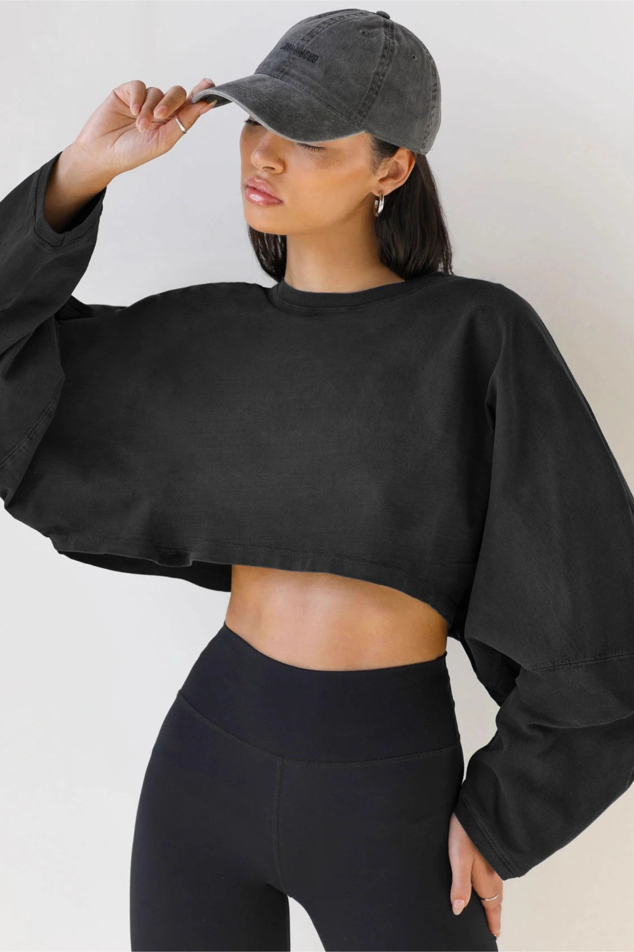 Cropped Crew Neck Knit Long Sleeve Crop Top