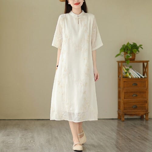 Beautifully Crafted Dress in a Classic Style