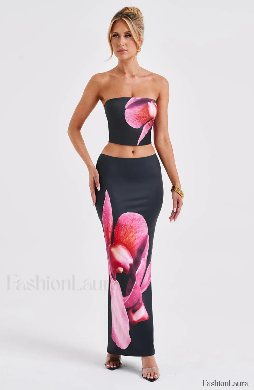 Allegra Top - Trendy Black Floral Print