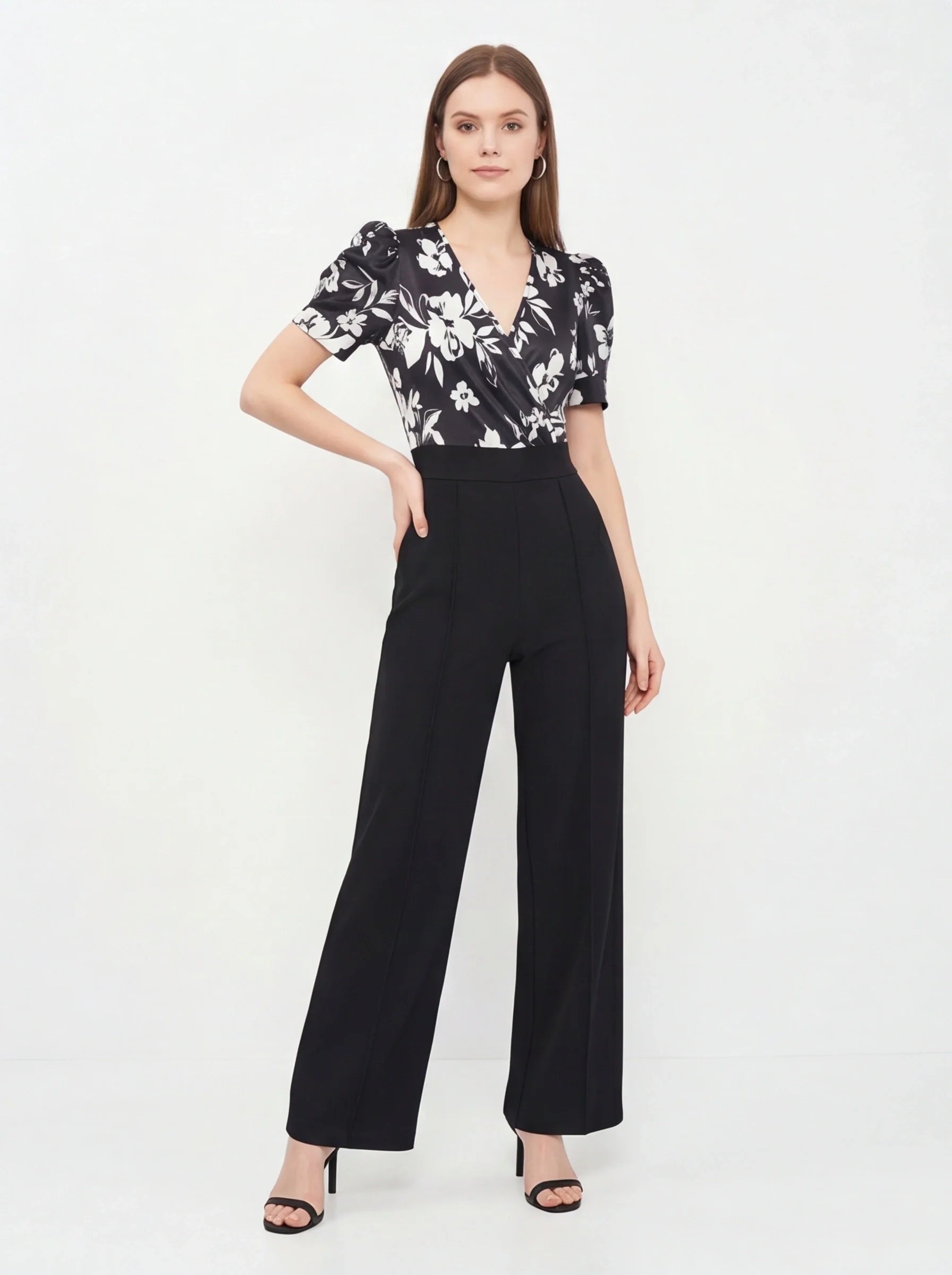 Elegant Floral Print Jumpsuit with Belted Waist and Pockets - Jamota