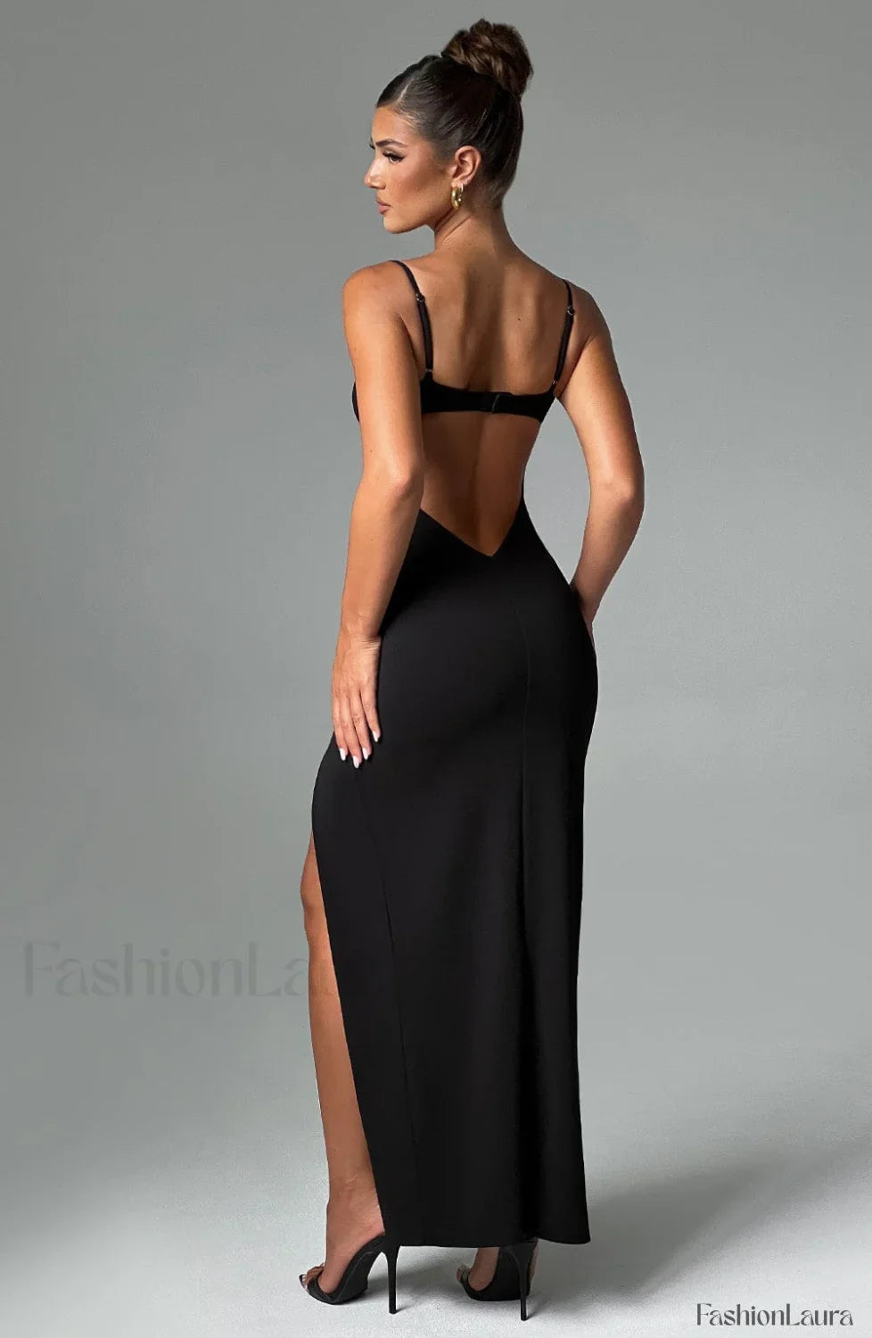 Asteria Maxi Graceful Dress - Black
