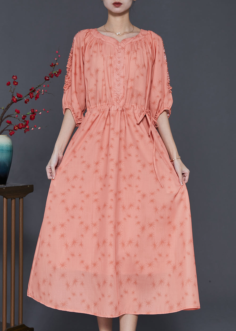 Sophisticated Dress with a Clean Classic Look