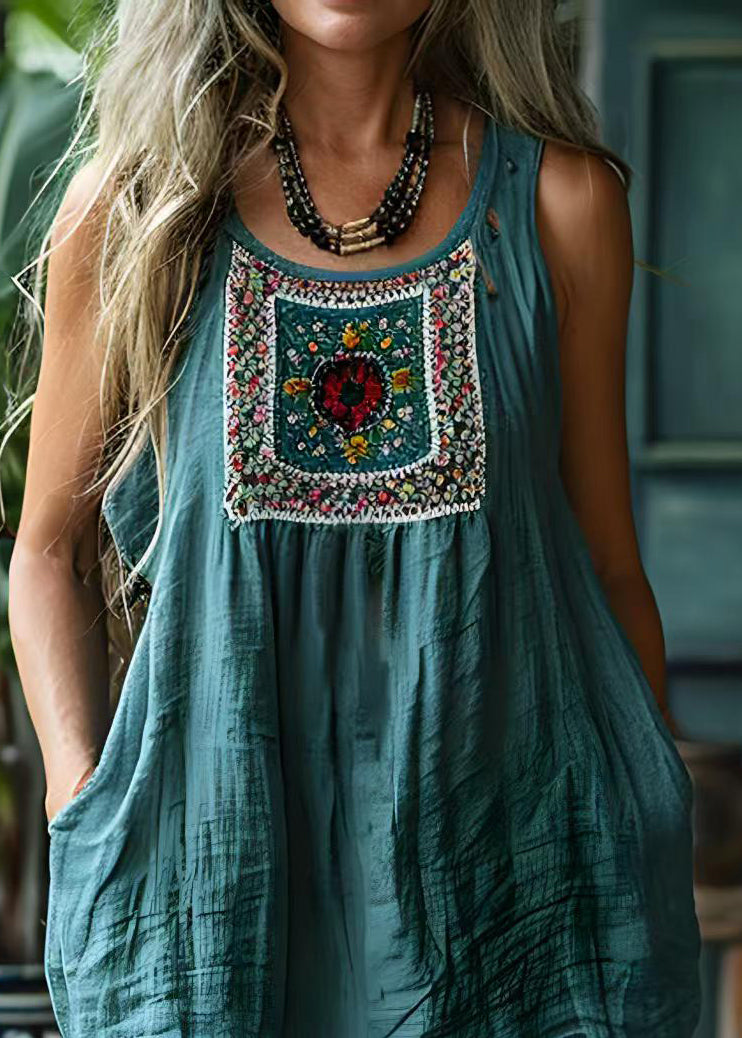 Beautifully Finished Top in a Timeless Design