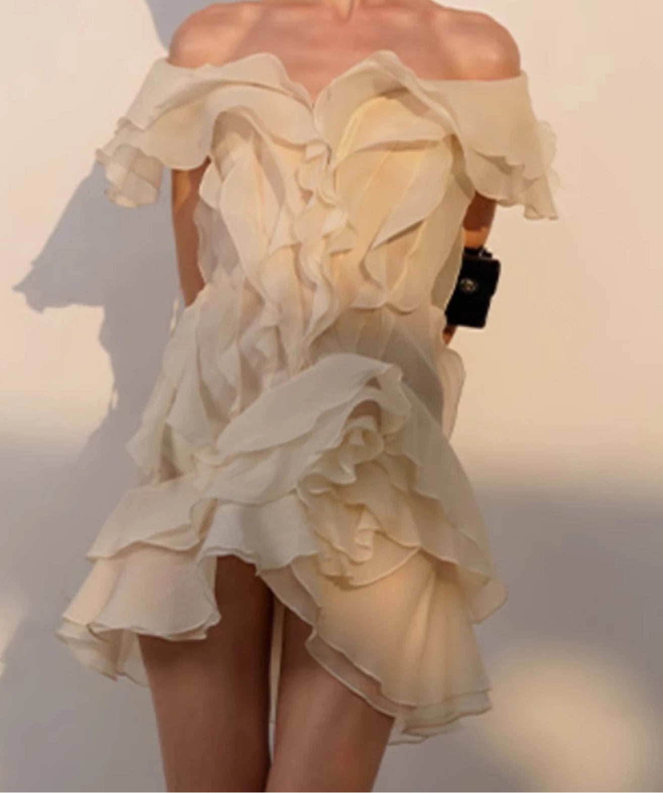 Ruffle Backless Mesh Prom Mini Dress 3