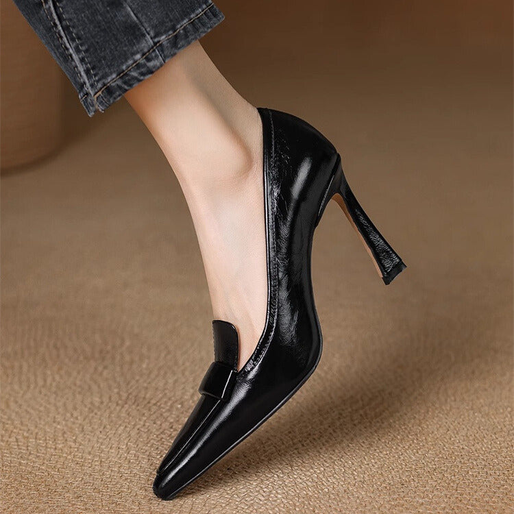 Pointed Toe Kiltie Stiletto Heel Pumps