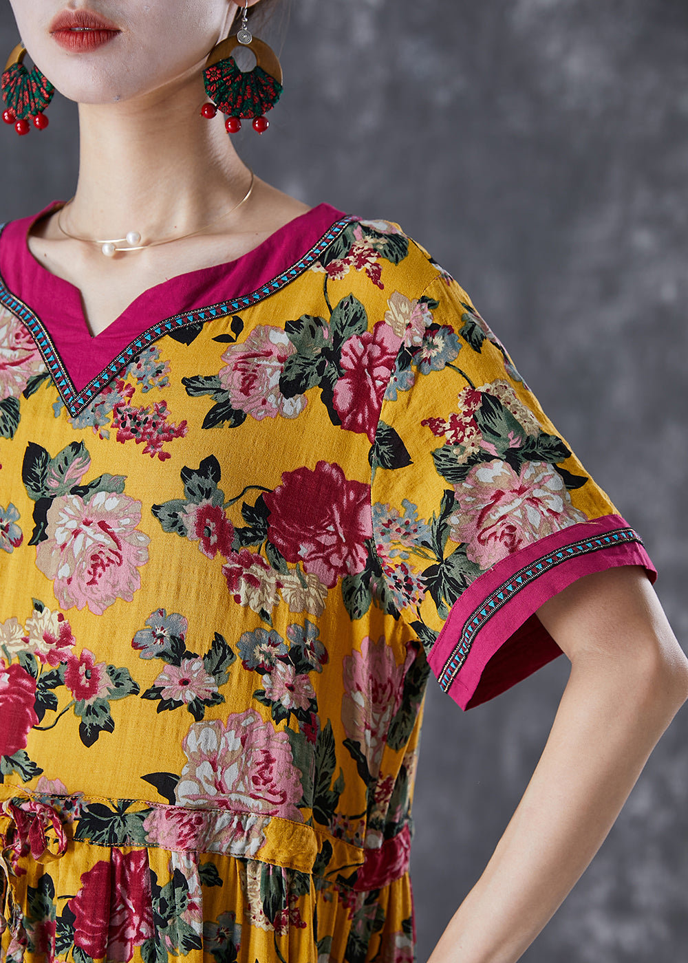 Floral Print V-Neck Contrast Trim Short Sleeve Drawstring Waist Tiered Midi Dress
