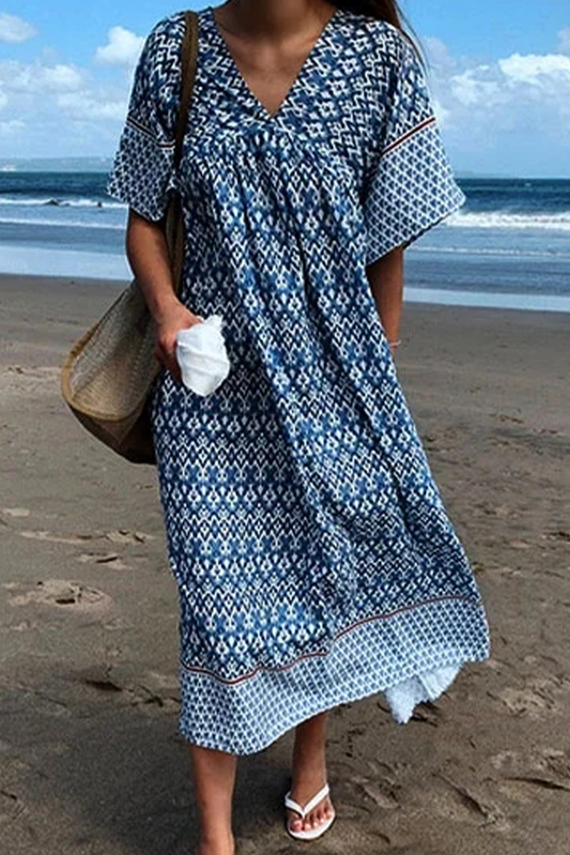 Classic Vintage Dress with a Flattering Fit
