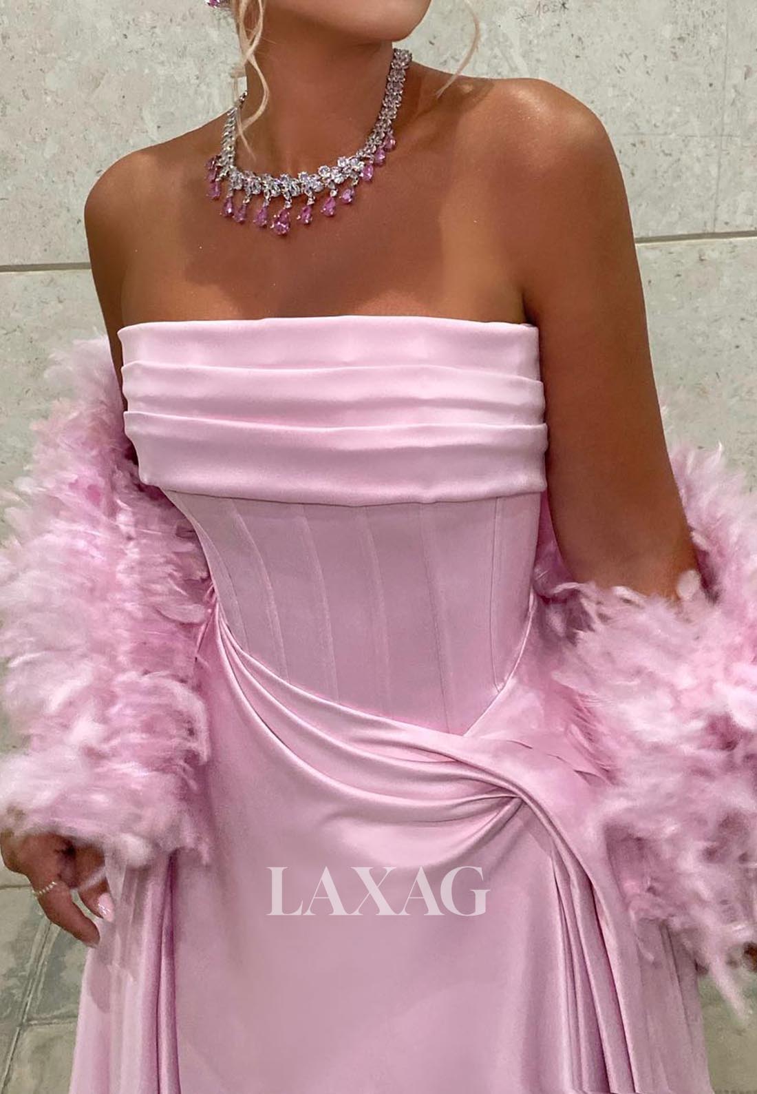Tube Top Sleeveless Pleated Formal Gowns Off-Shoulder Feathered Trimmed Train Evening Dress