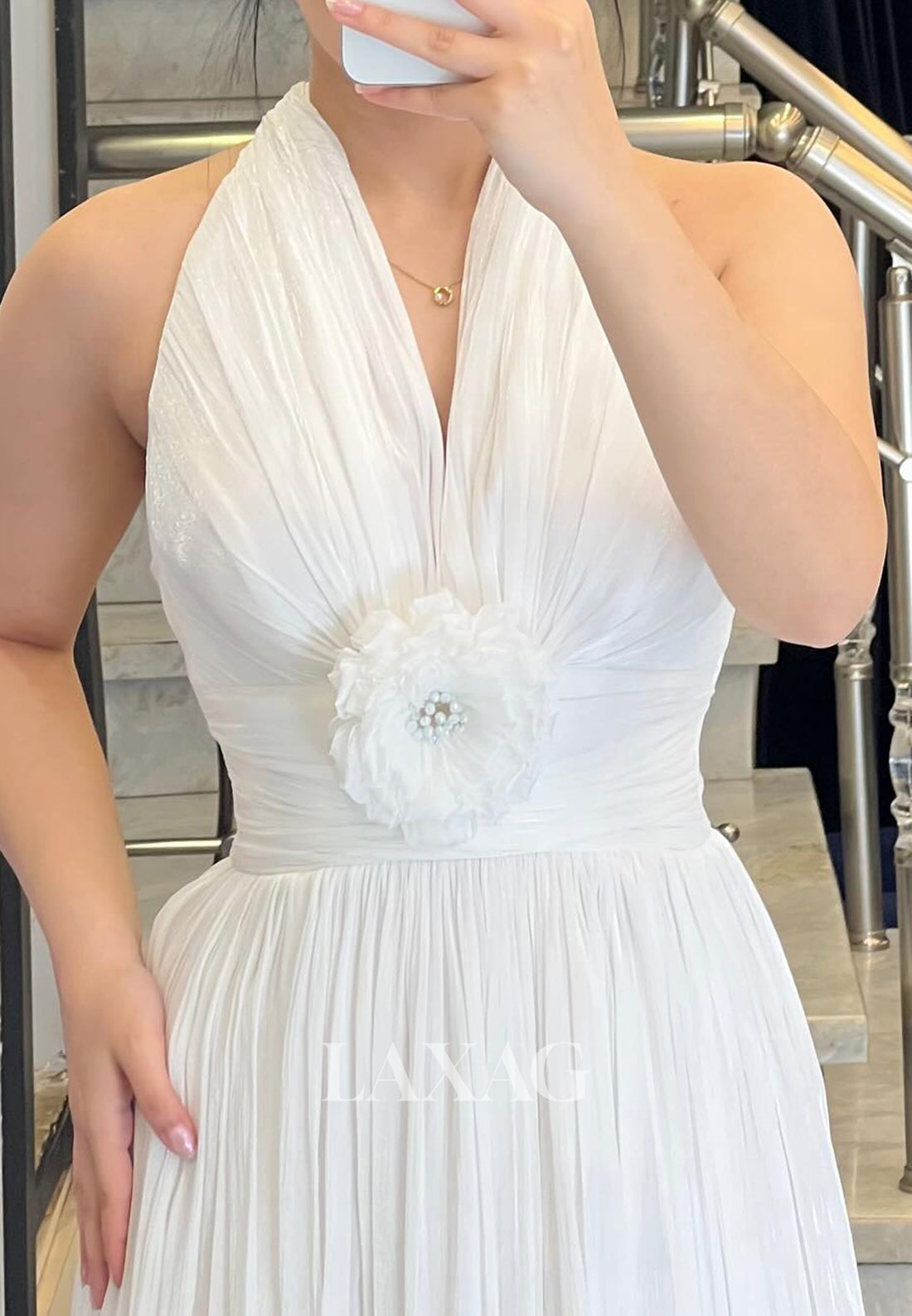 Halter V-Neck Sleeveless A-Line Evening Dress Floral Embellished Pleated Chiffon Formal Gowns