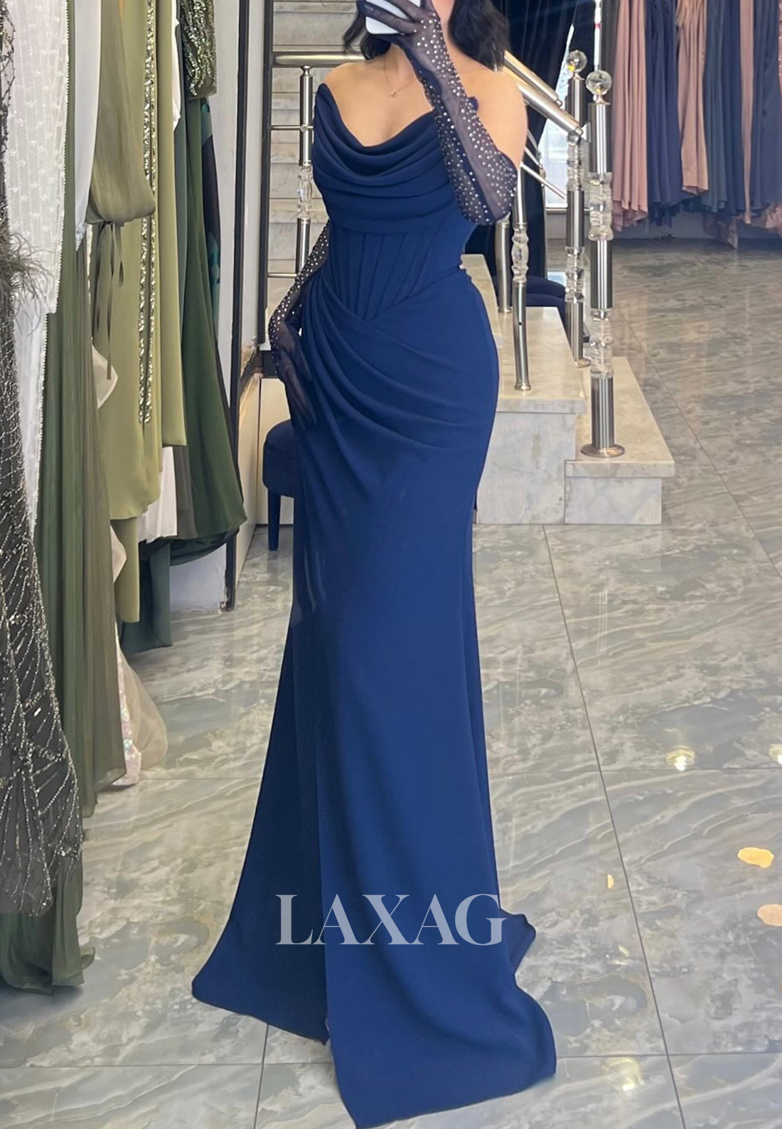 V-Neck Sleeveless Floor-Length Fitted Evening Dress Pleated Satin Formal Gowns with Tulle Beaded Gloves