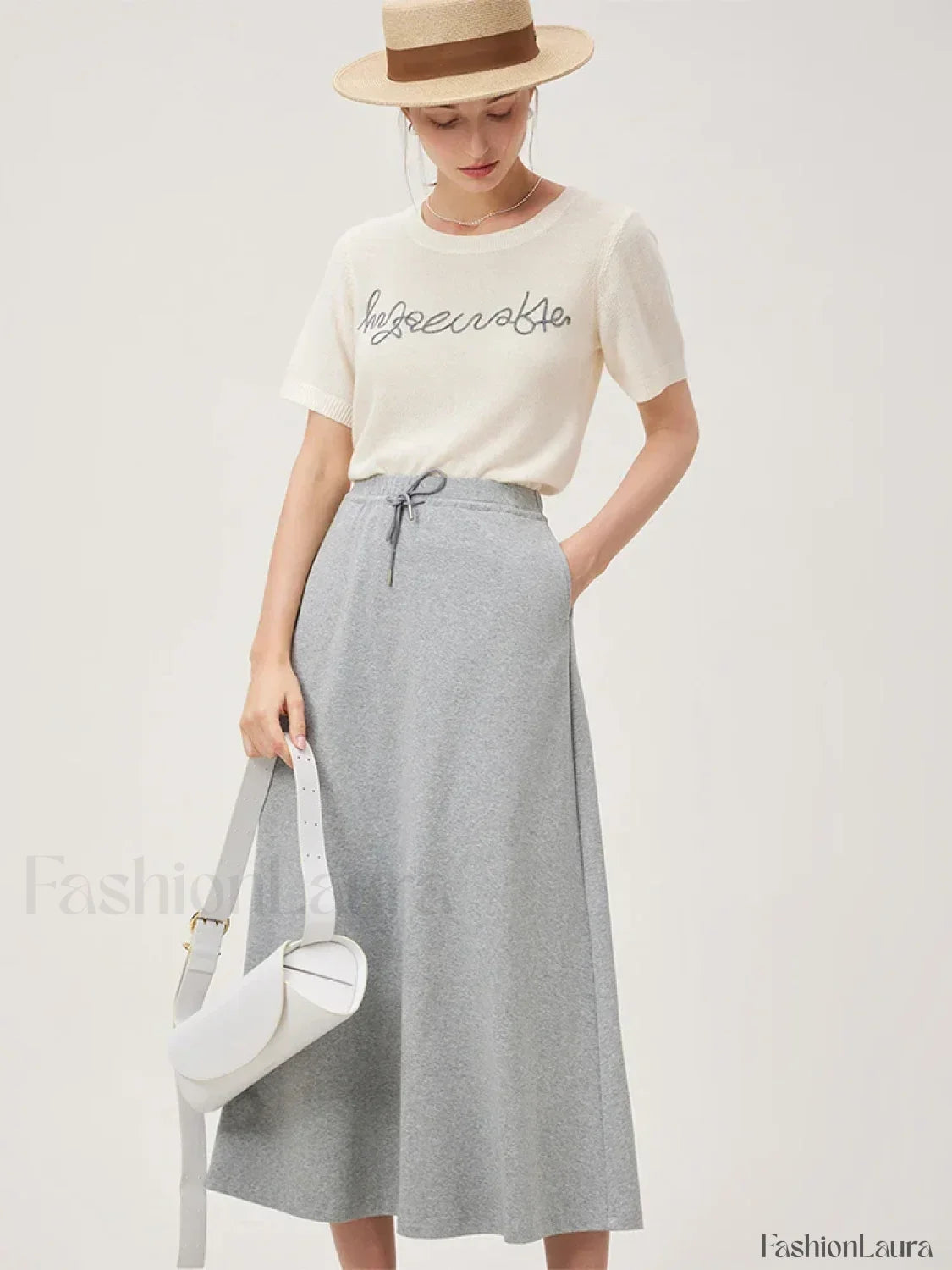 Blue Letter Embroidery Knit T-Shirt