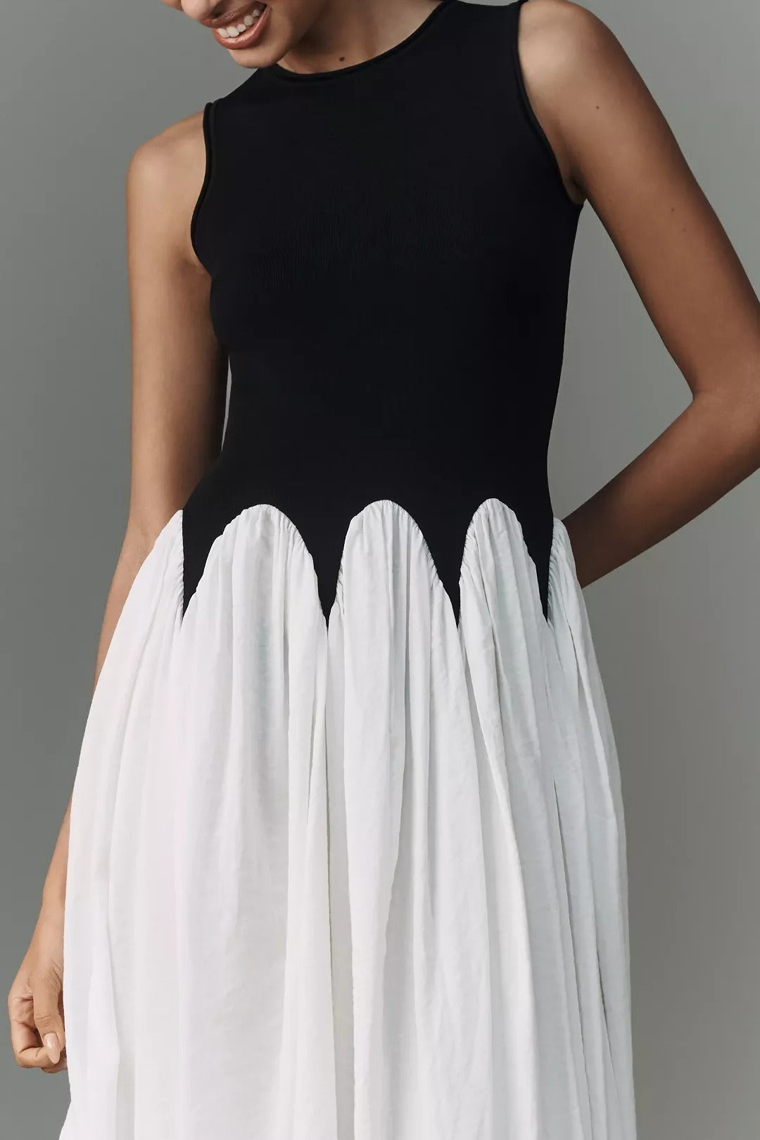 Round Neck Sleeveless Ribbed Knit Contrast Fit and Flare Midi Dress