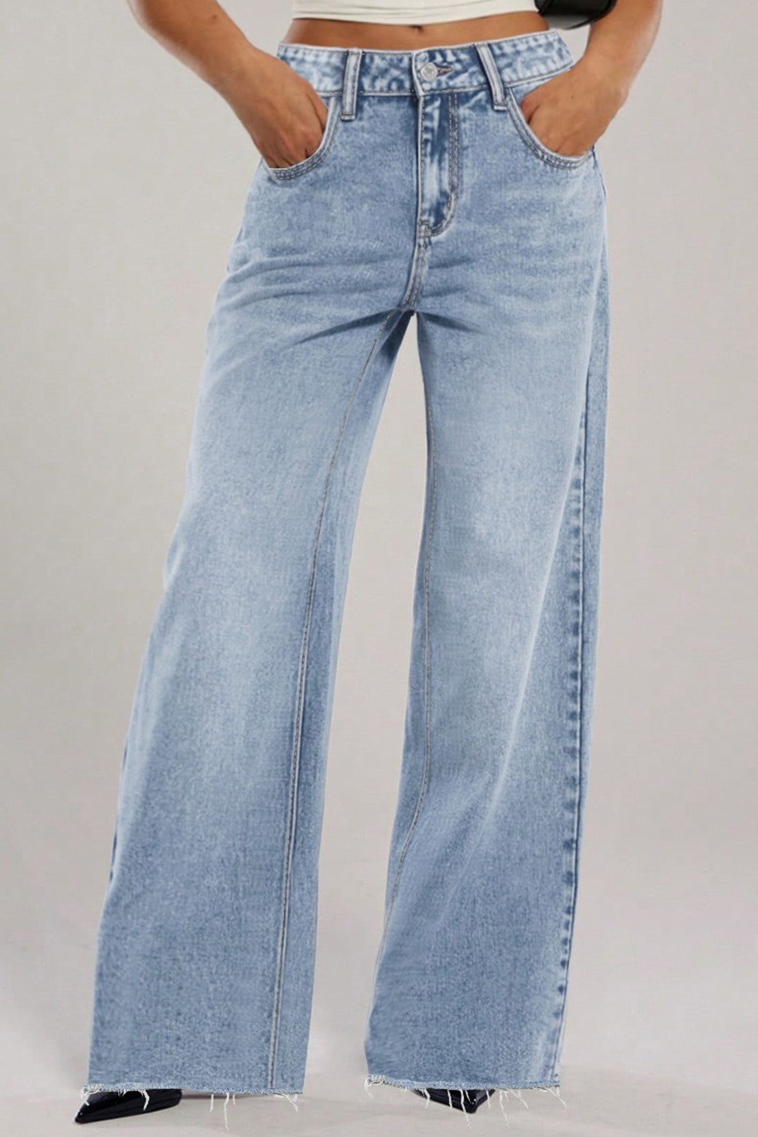 Embroidered Bow Pocket Jean