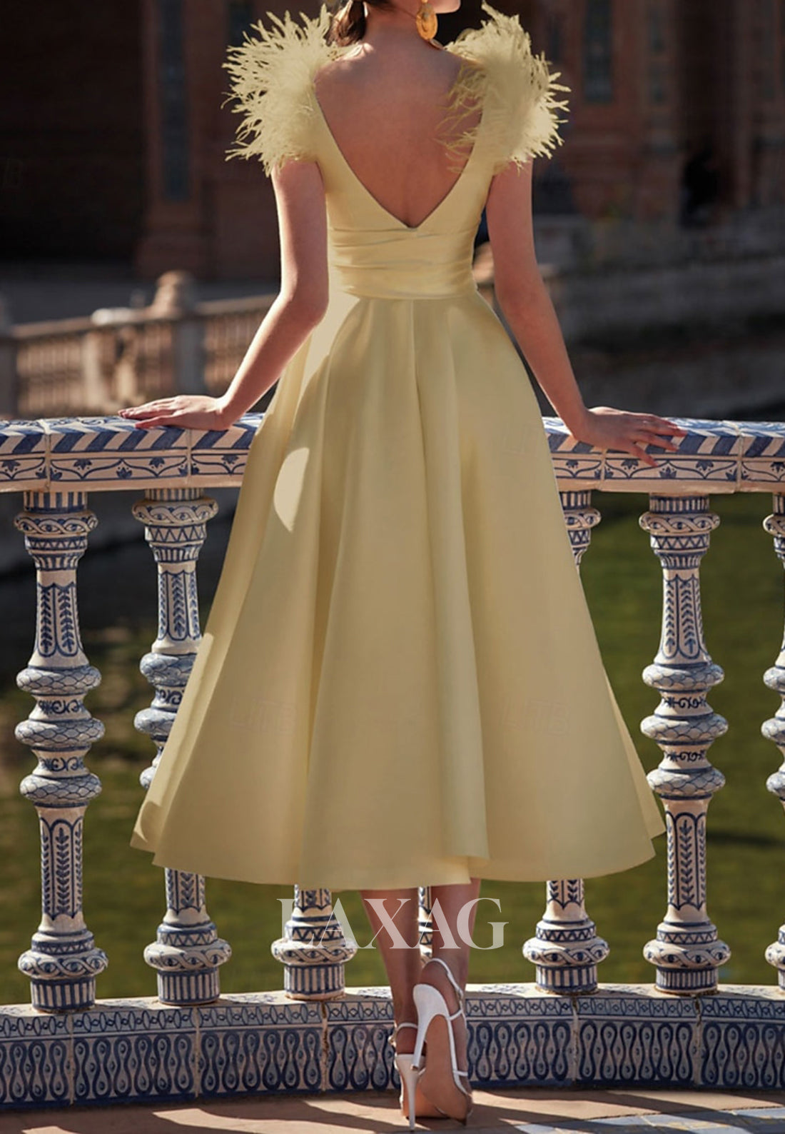 Deep V-Neck Straps Off-Shoulder Pleated Formal Gowns Sleeveless Fringed Satin Midi Wedding Guest Dress