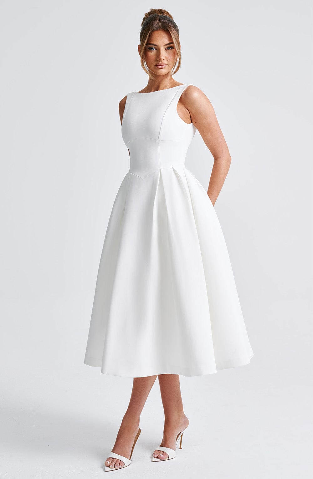 Boat Neck Sleeveless Basque Waist Pleated Fit and Flare Midi Dress 15