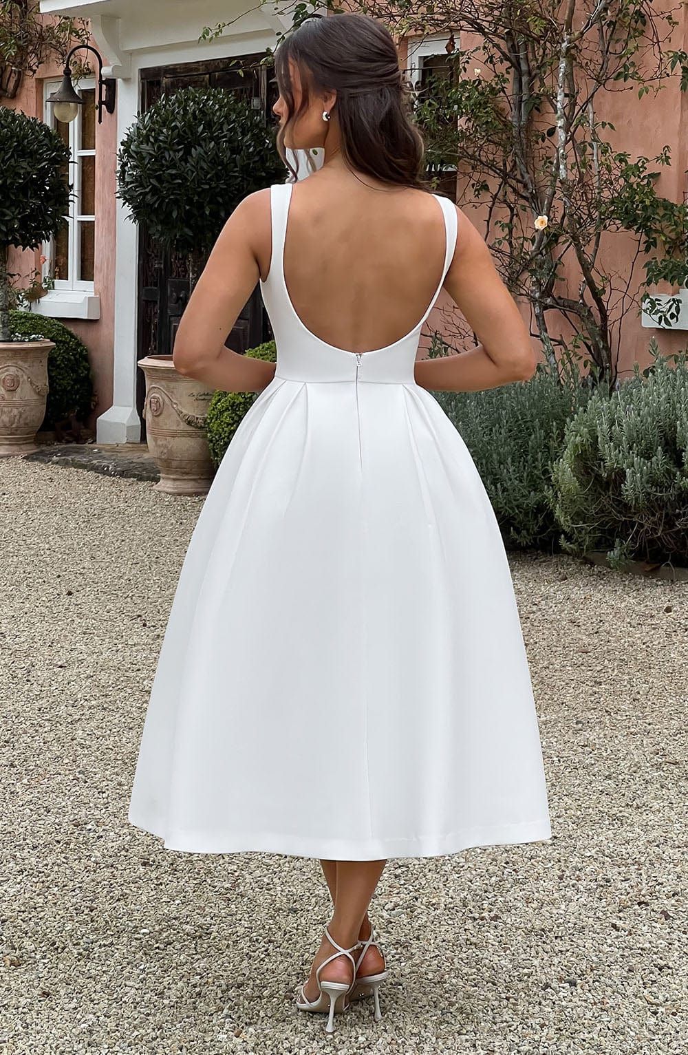 Boat Neck Sleeveless Basque Waist Pleated Fit and Flare Midi Dress 3