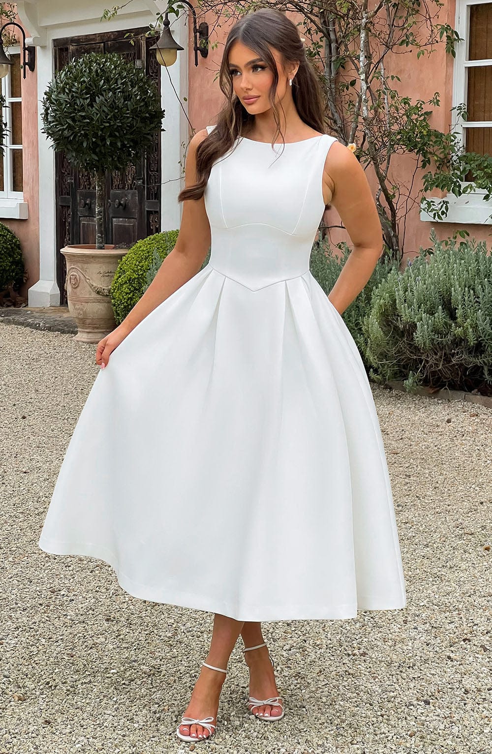 Boat Neck Sleeveless Basque Waist Pleated Fit and Flare Midi Dress