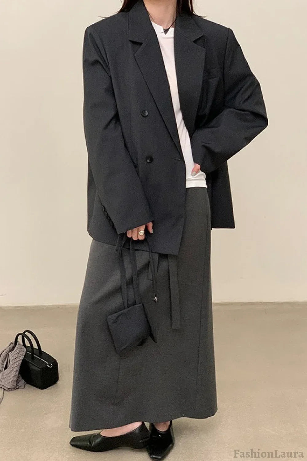 Commuter Style Belted Blazer