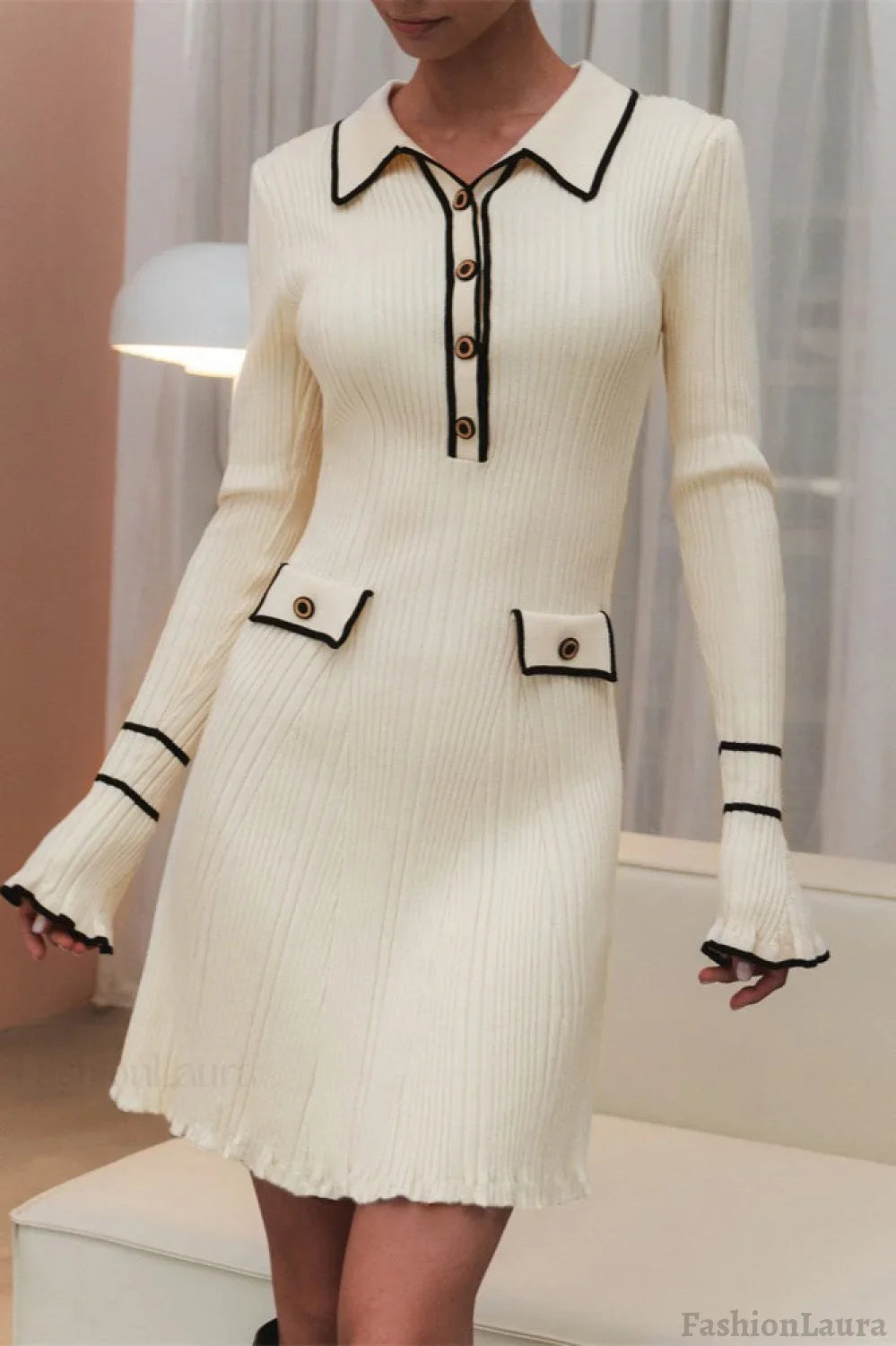 Contrast Ruffle Collar Sweater Dress S / White