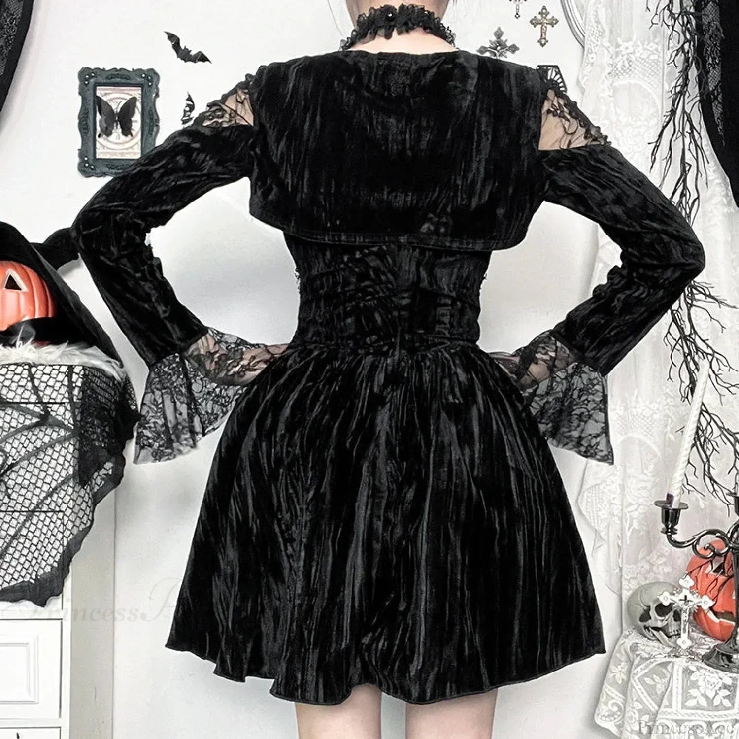 Velvet Lace Panel Halter Choker Sweetheart Bell Sleeve Pleated Mini Dress
