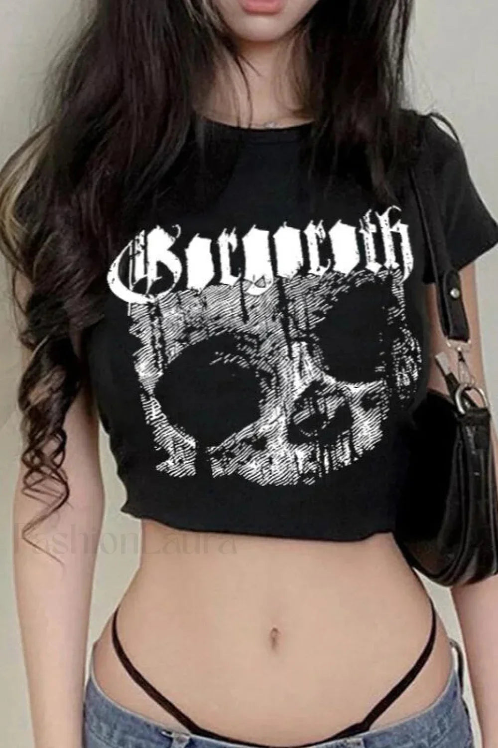 Cropped Slim Fit Short Sleeve T-Shirt