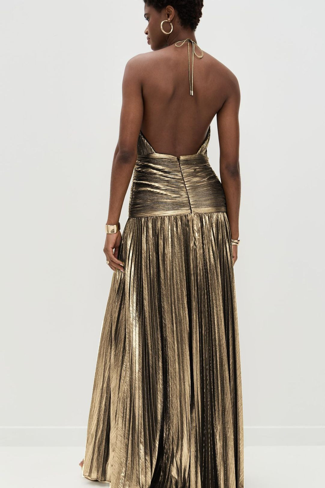 Metallic Halter Neck Pleated High Split Maxi Dress