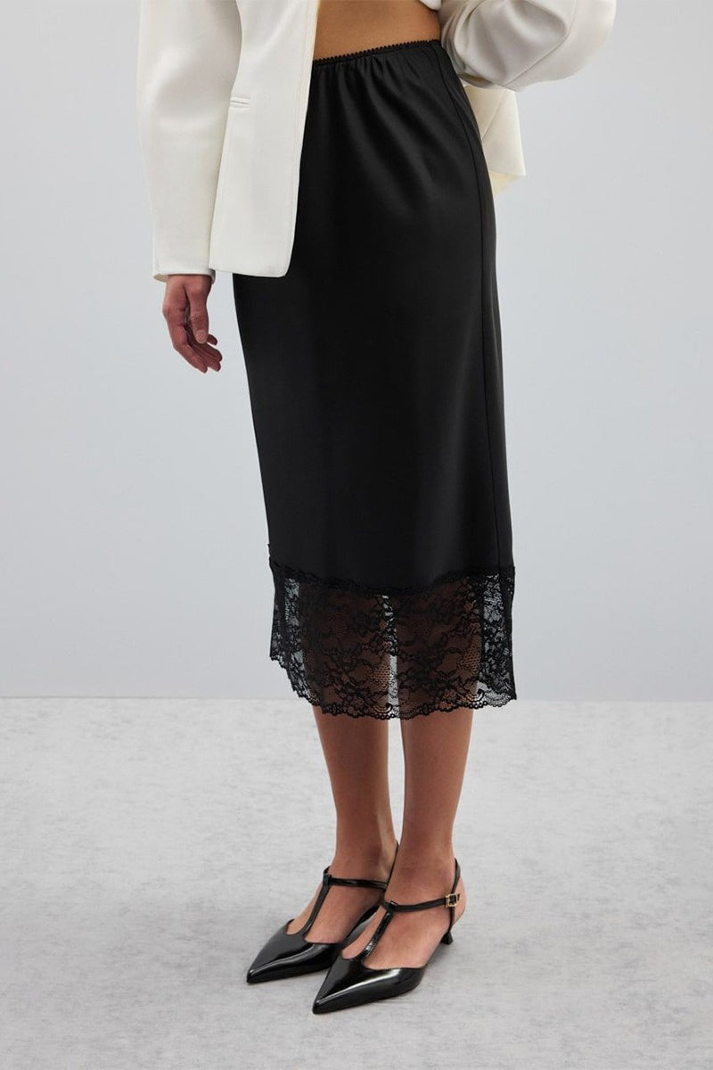 Lace Insert Solid Color Satin Skirt